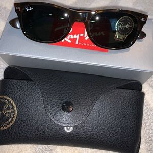 Authentic Ray-Ban New Wayfarer Classic